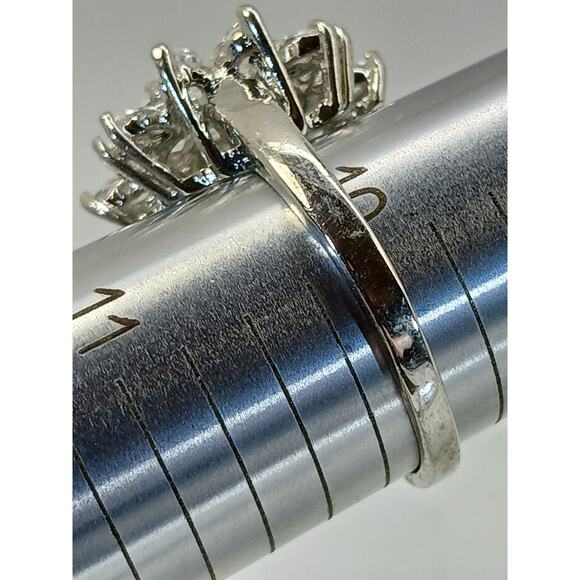 Vintage Ring Size 10 Silver Tone White Gold GP Sim Diamond CZ Cocktail NOS - Picture 9 of 10